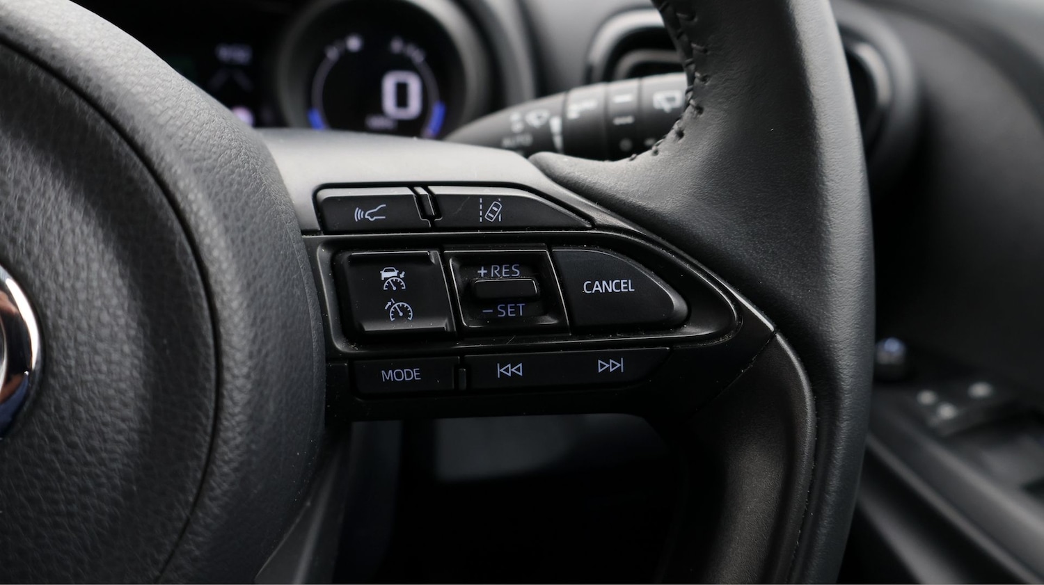 Used Toyota Yaris Cross 2022 for sale - 77878104: Photo 24