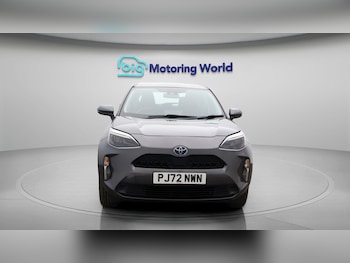 Used Toyota Yaris Cross 2022 for sale - 77878104: Photo