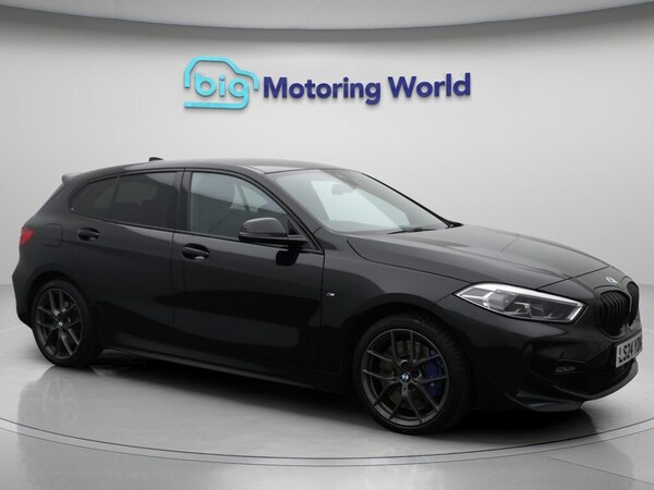 Used BMW 1 Series 2024 for sale - 76315099: Photo 1