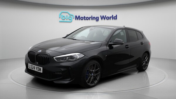 Used BMW 1 Series 2024 for sale - 76315099: Photo 4