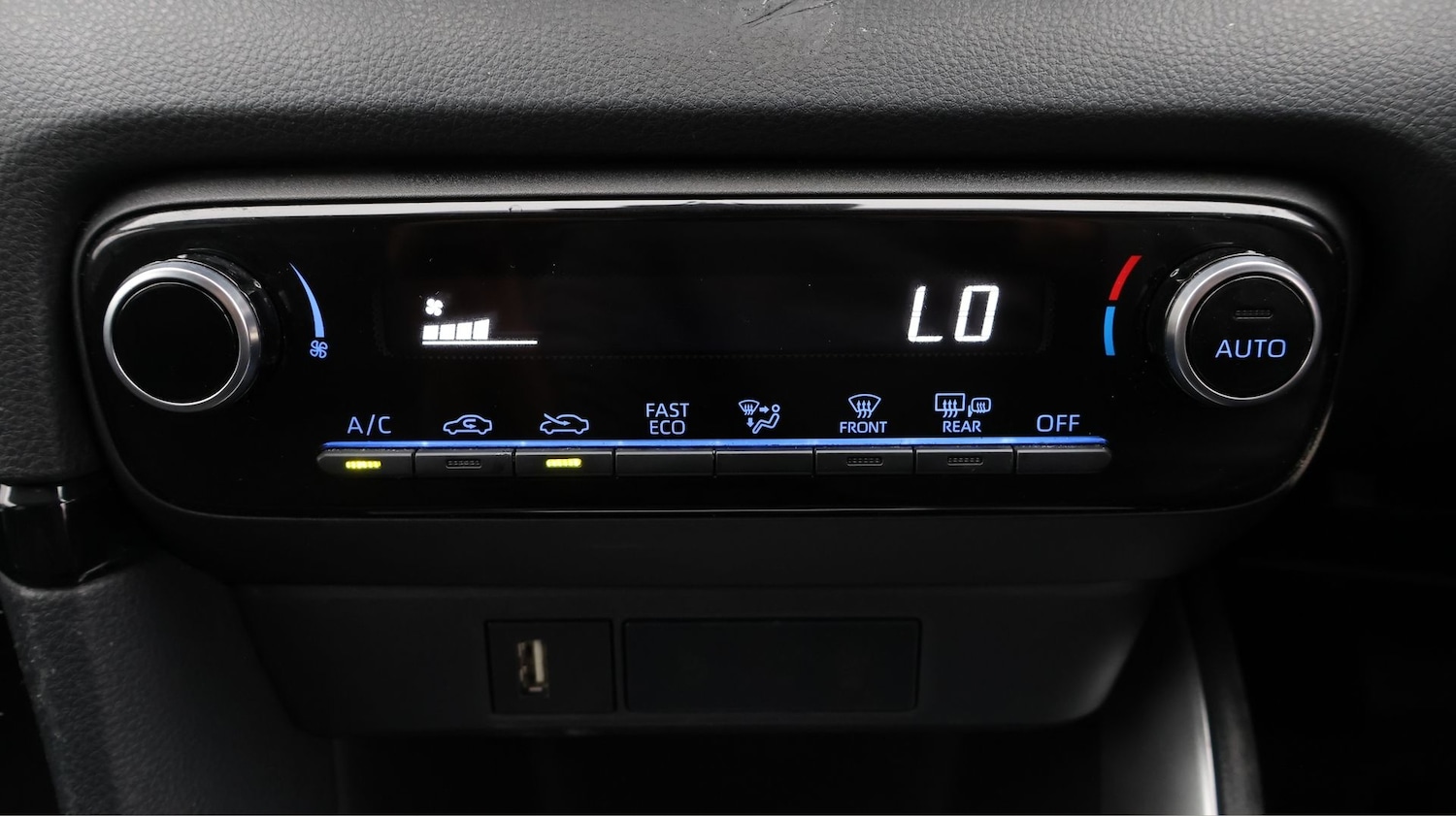 Used Toyota Yaris 2022 for sale - 77392006: Photo 12