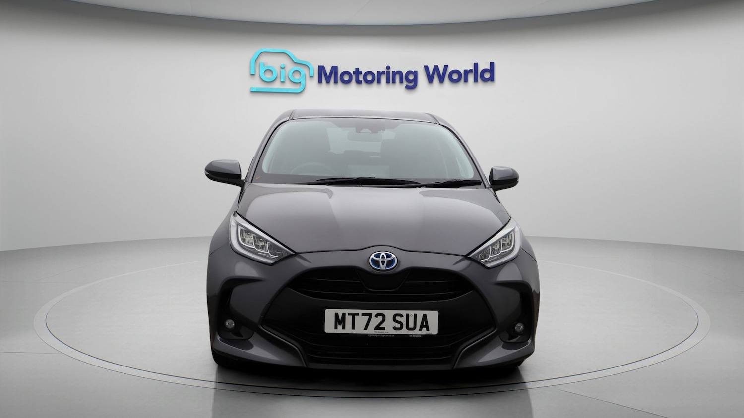 Used Toyota Yaris 2022 for sale - 77392006: Photo 2