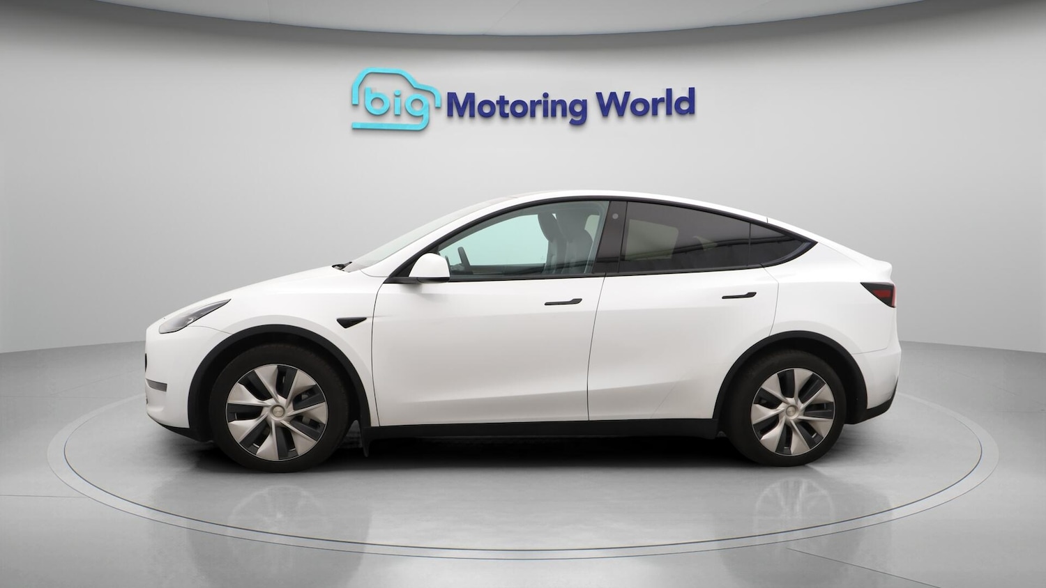 Used Tesla Model Y 2023 for sale - 76084285: Photo 4