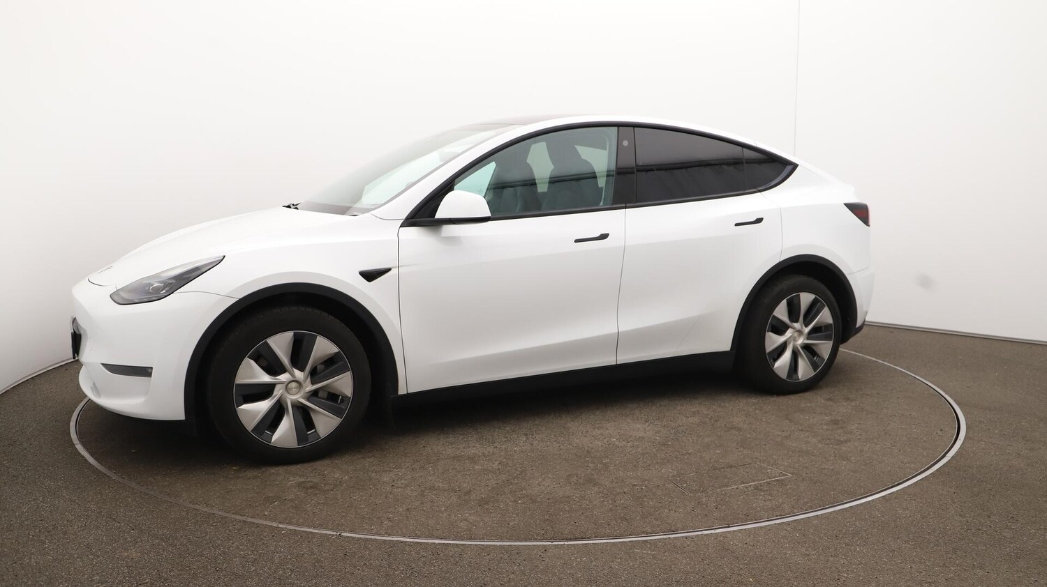 Used Tesla Model Y 2023 for sale - 76084285: Photo 69