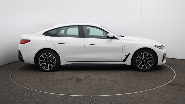 Used BMW i4 2022 for sale - 76099535: Photo 48