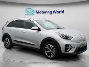 2021 (21) - 150kW 3 64kWh 5dr Auto