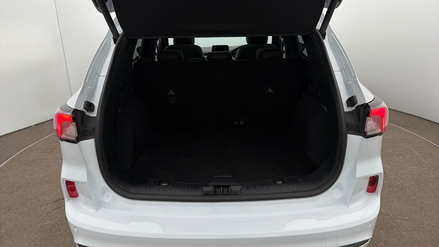 Used Ford Kuga 2021 for sale - 77946873: Photo 16