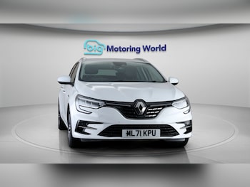 Used Renault Megane 2021 for sale - 79503880: Photo