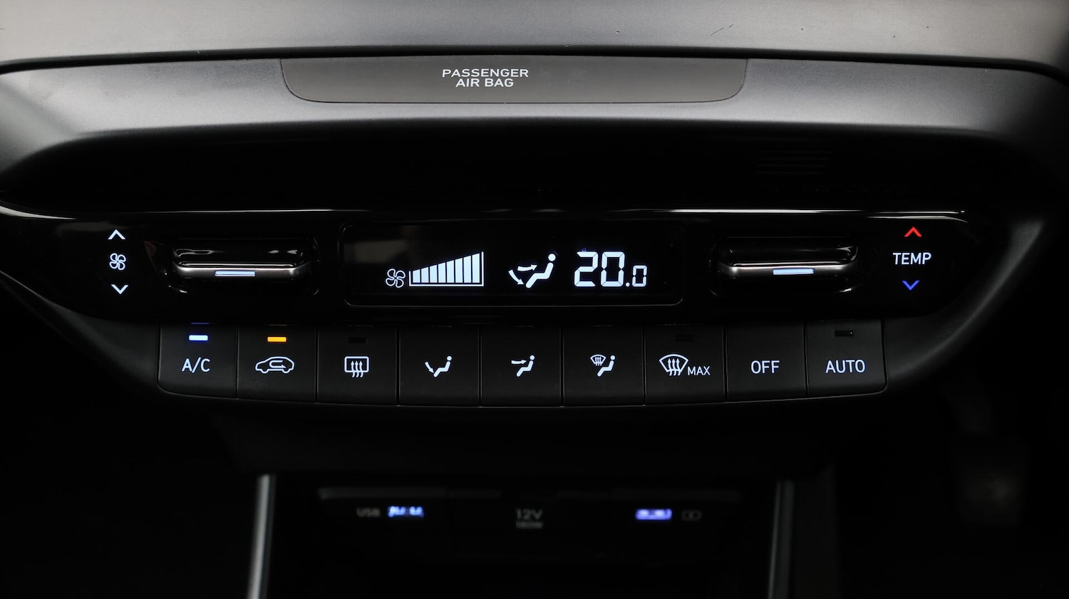 Used Hyundai i20 2022 for sale - 76388820: Photo 13