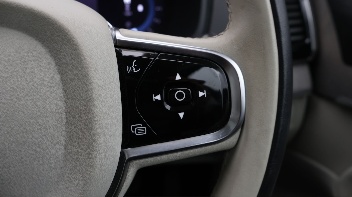 Used Volvo XC90 for sale - 77181526: Photo 28