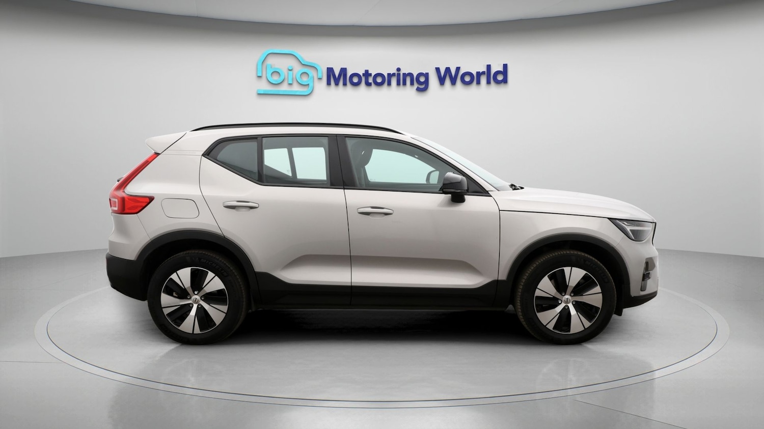 Used Volvo XC40 for sale - 77833358: Photo 8
