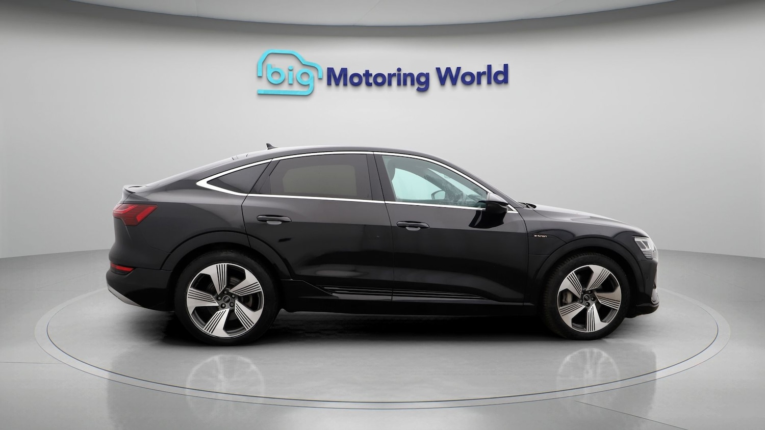 Used Audi e-tron 2023 for sale - 77501950: Photo 8