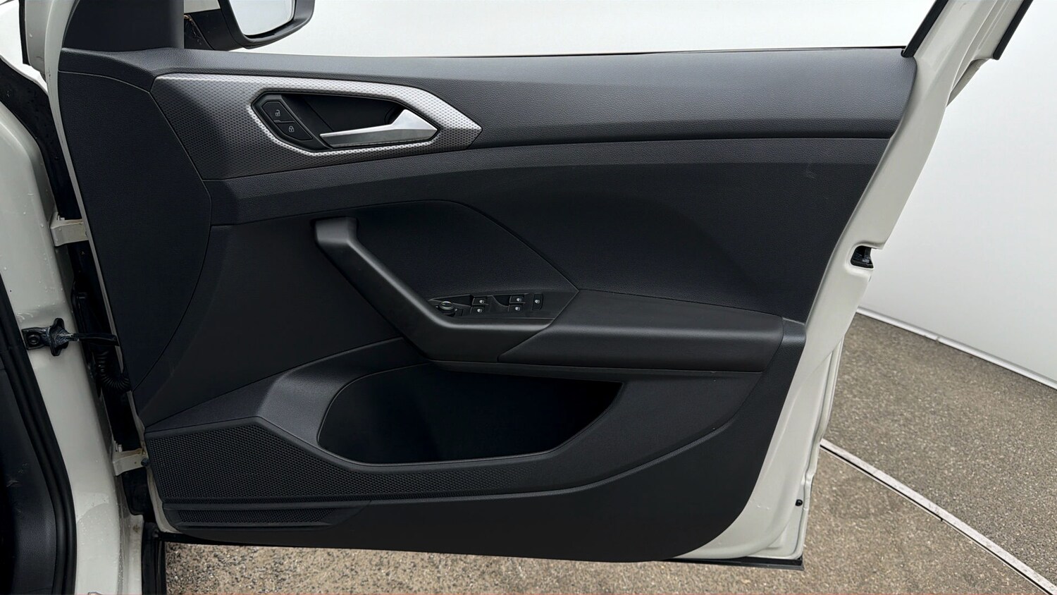 Used Volkswagen T-Cross 2022 for sale - 77945627: Photo 14