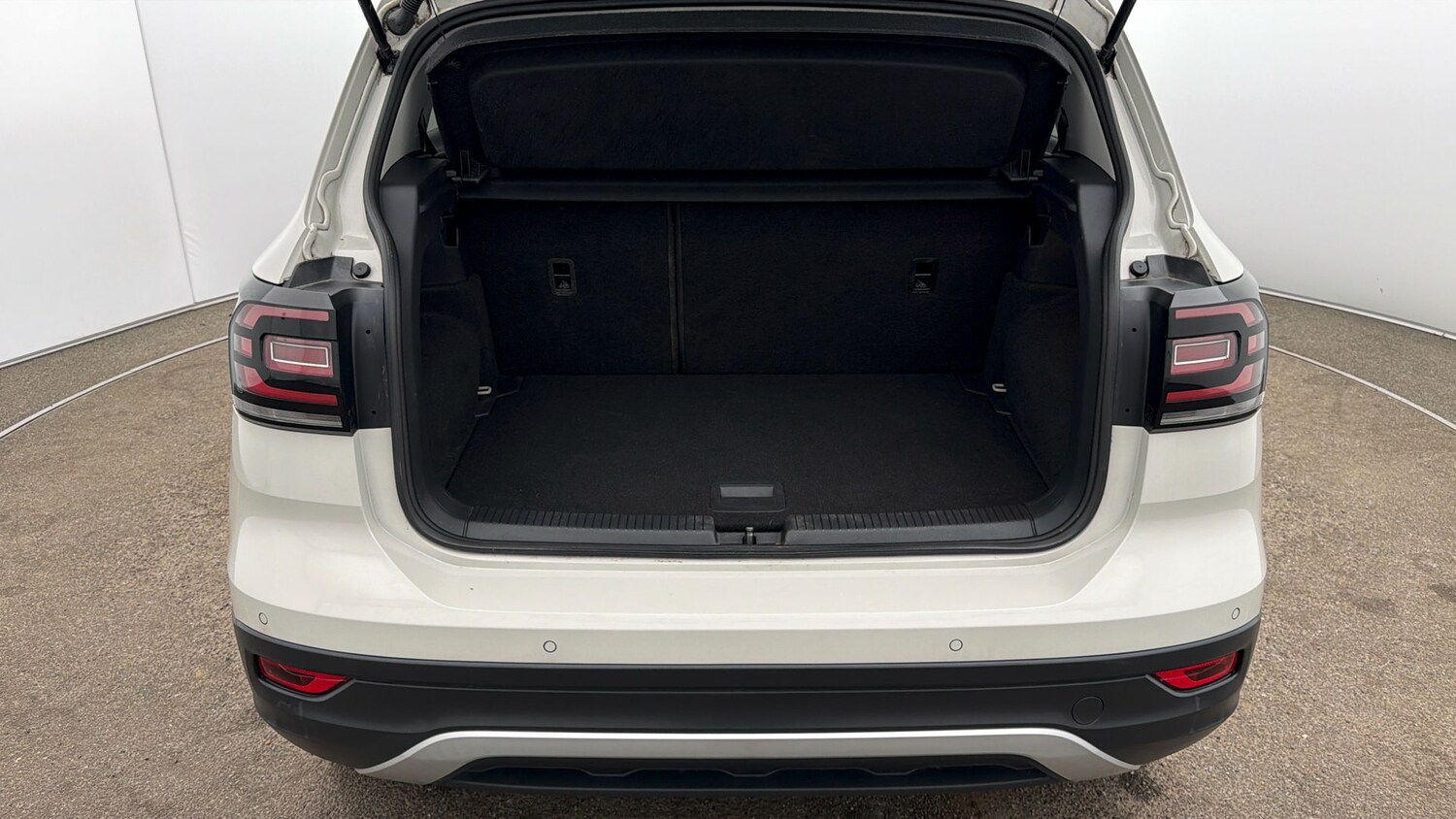 Used Volkswagen T-Cross 2022 for sale - 77945627: Photo 16