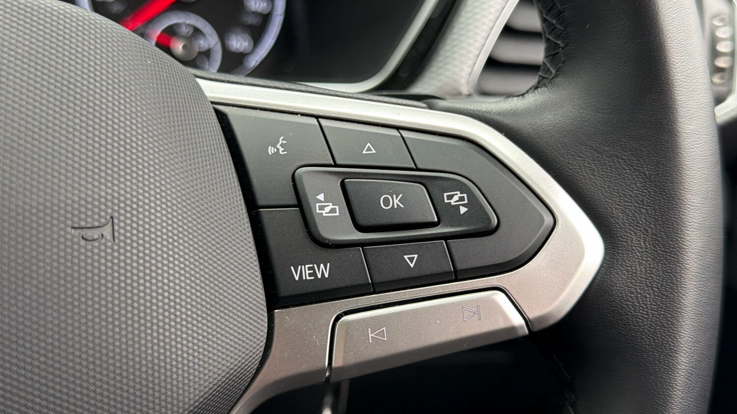 Used Volkswagen T-Cross 2022 for sale - 77945627: Photo 24