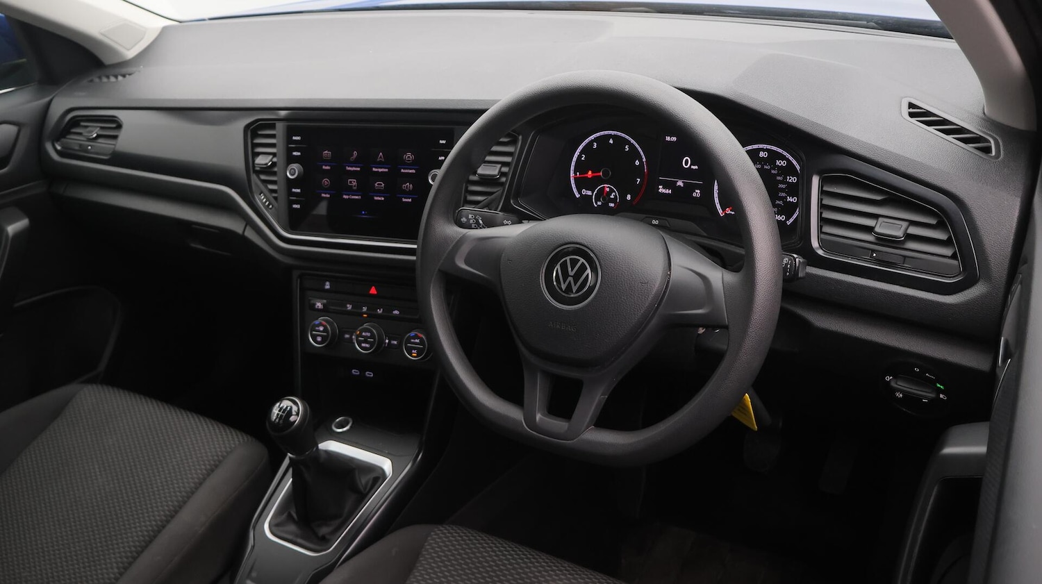 Used Volkswagen T-Roc 2021 for sale - 76659142: Photo 10