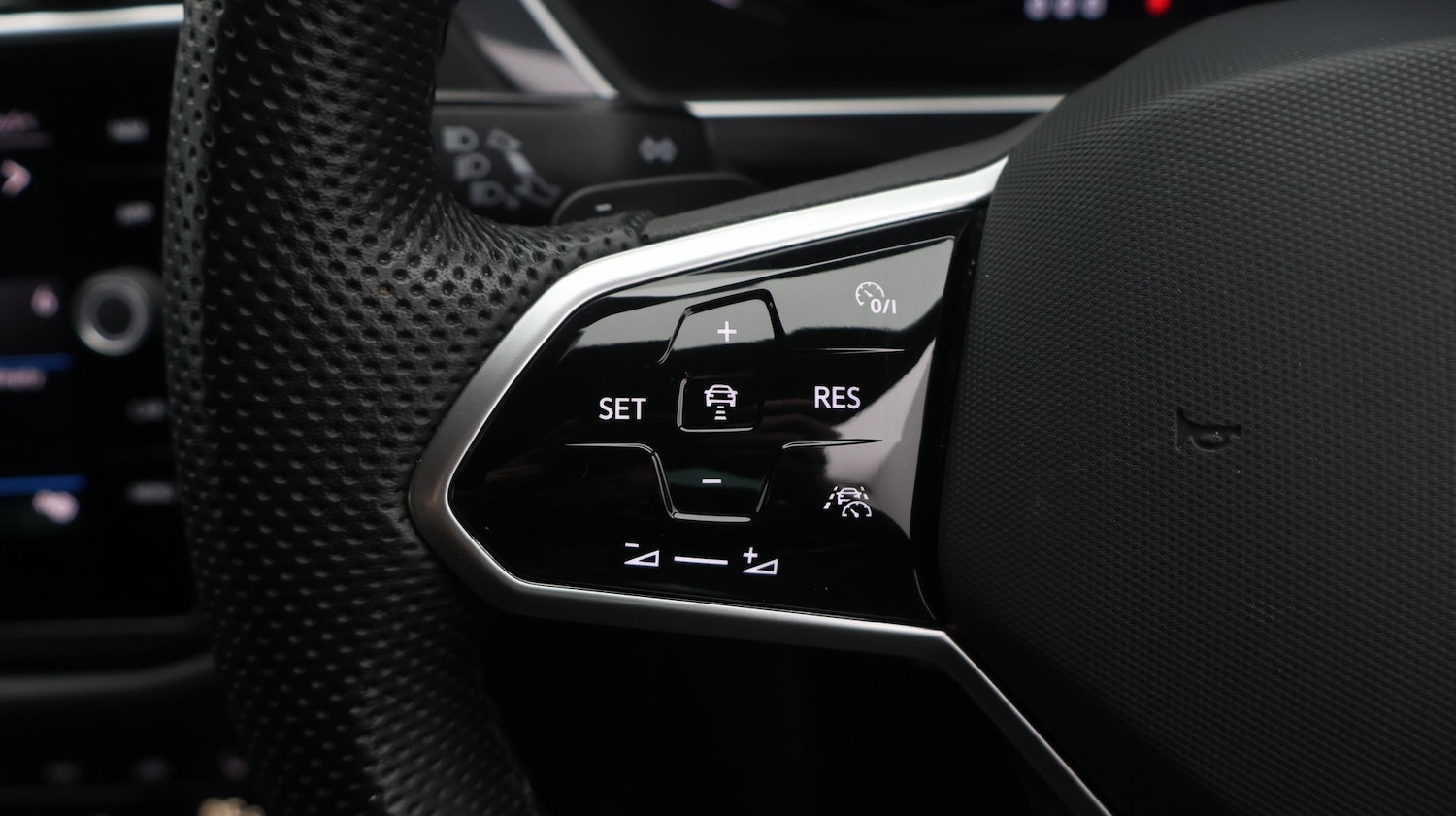 Used Volkswagen Tiguan 2024 for sale - 77516637: Photo 23