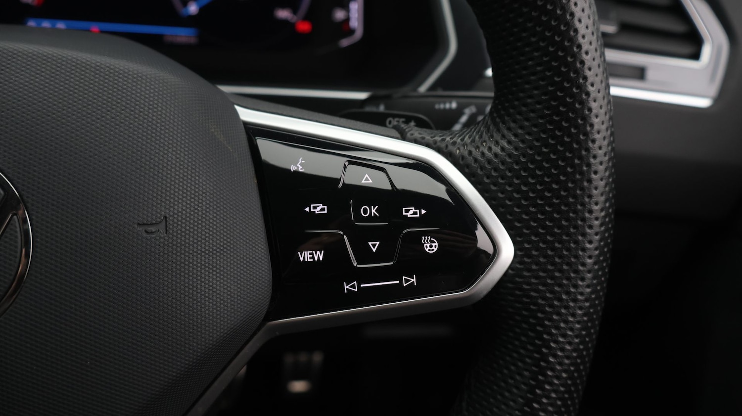 Used Volkswagen Tiguan 2024 for sale - 77516637: Photo 24