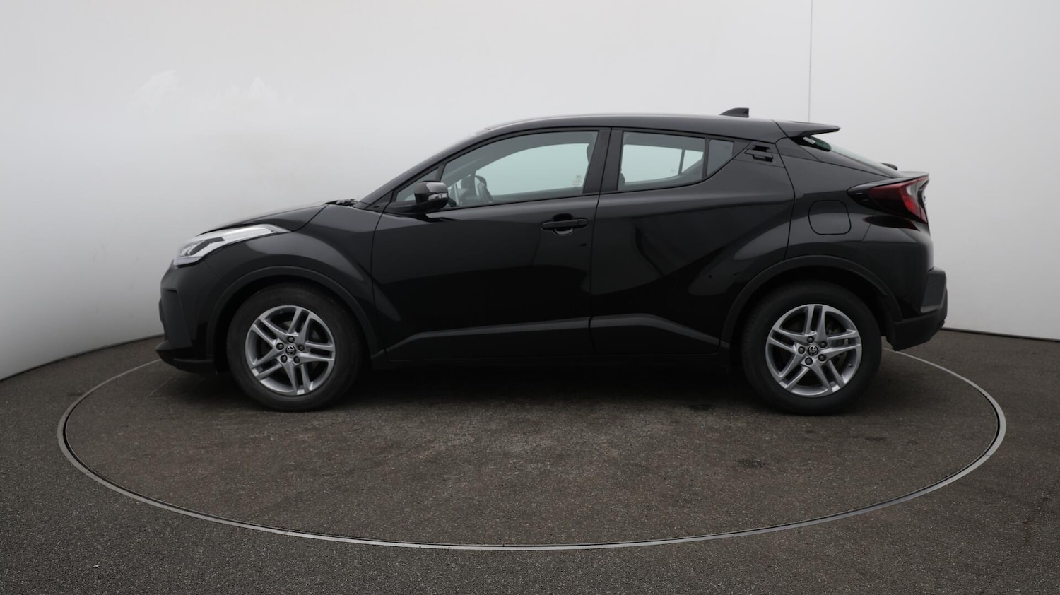 Used Toyota C-HR 2023 for sale - 76700791: Photo 63