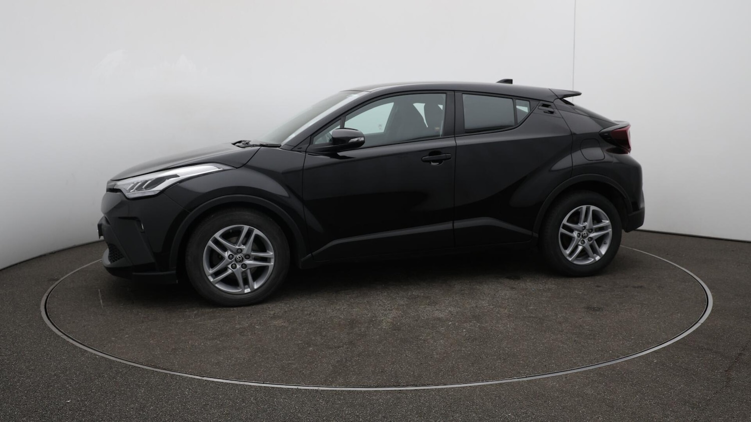 Used Toyota C-HR 2023 for sale - 76700791: Photo 65