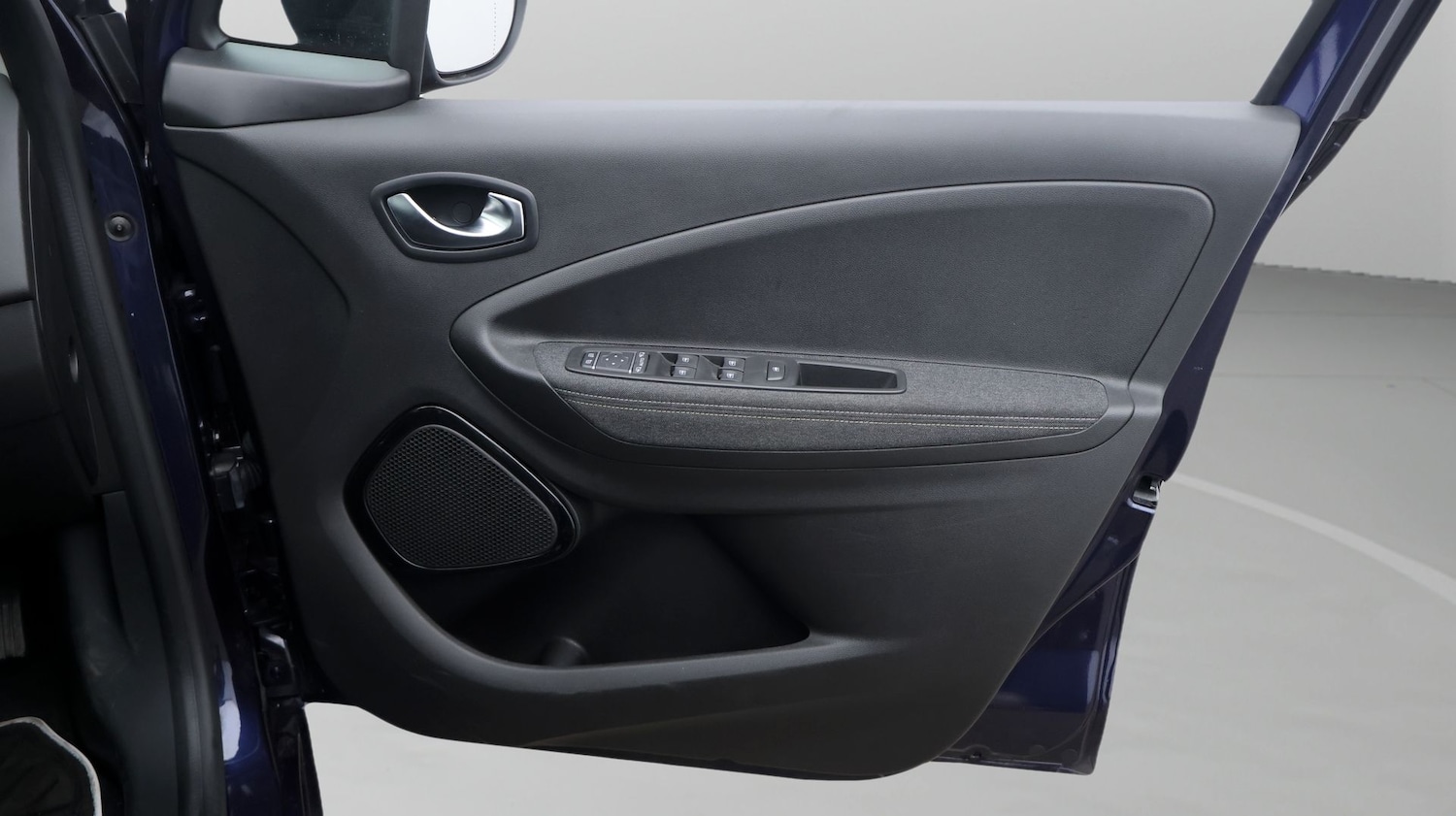 Used Renault Zoe 2023 for sale - 77287430: Photo 15