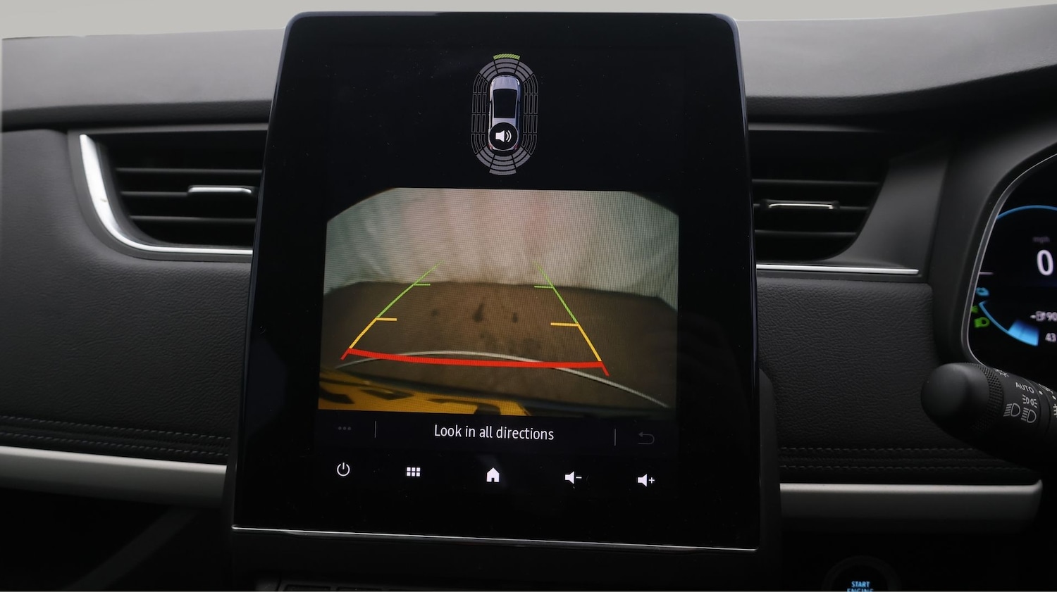 Used Renault Zoe 2023 for sale - 77287430: Photo 24