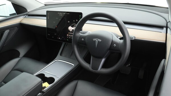Used Tesla Model Y 2022 for sale - 76199646: Photo 10