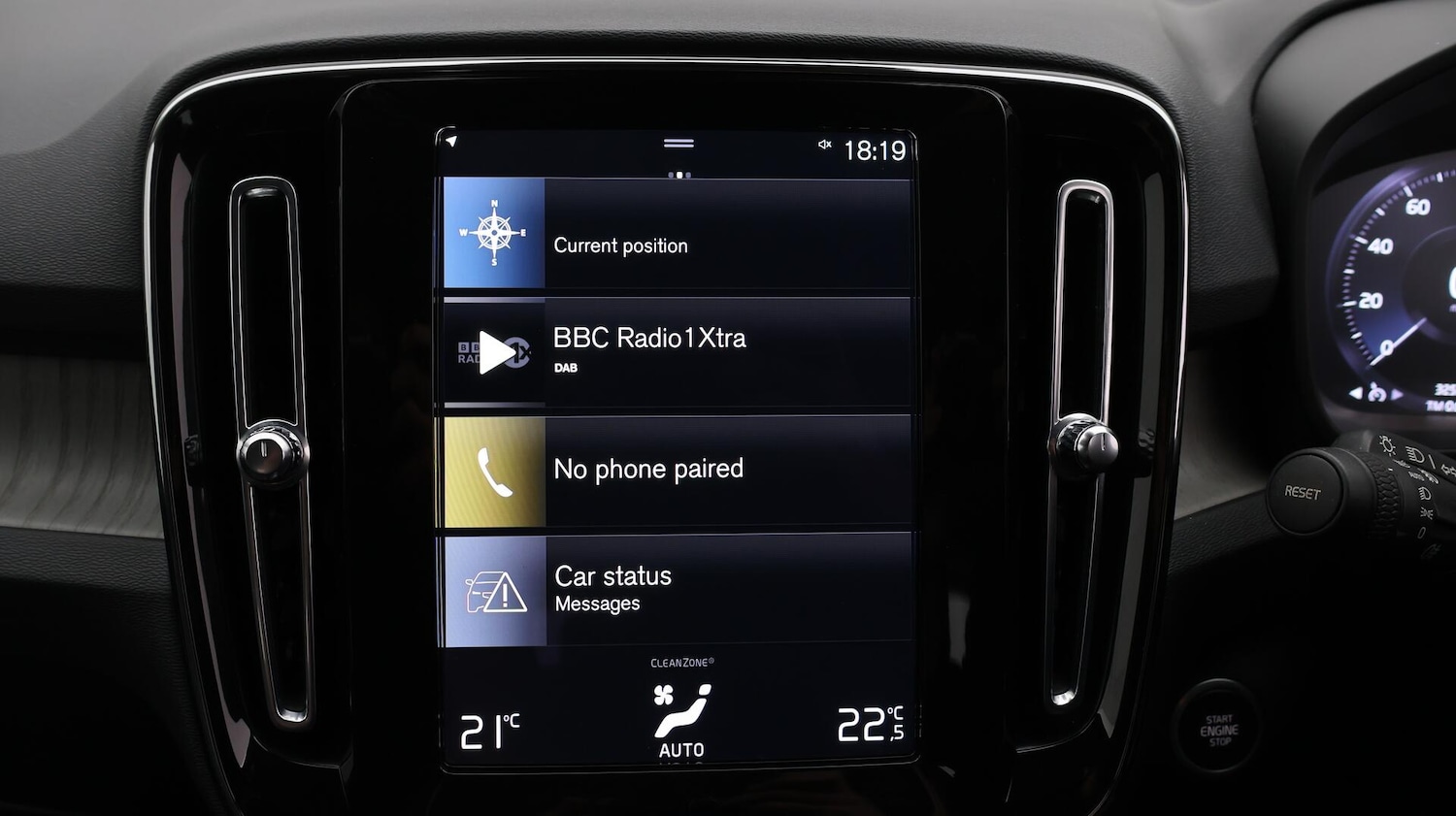 Used Volvo XC40 2021 for sale - 76633069: Photo 12