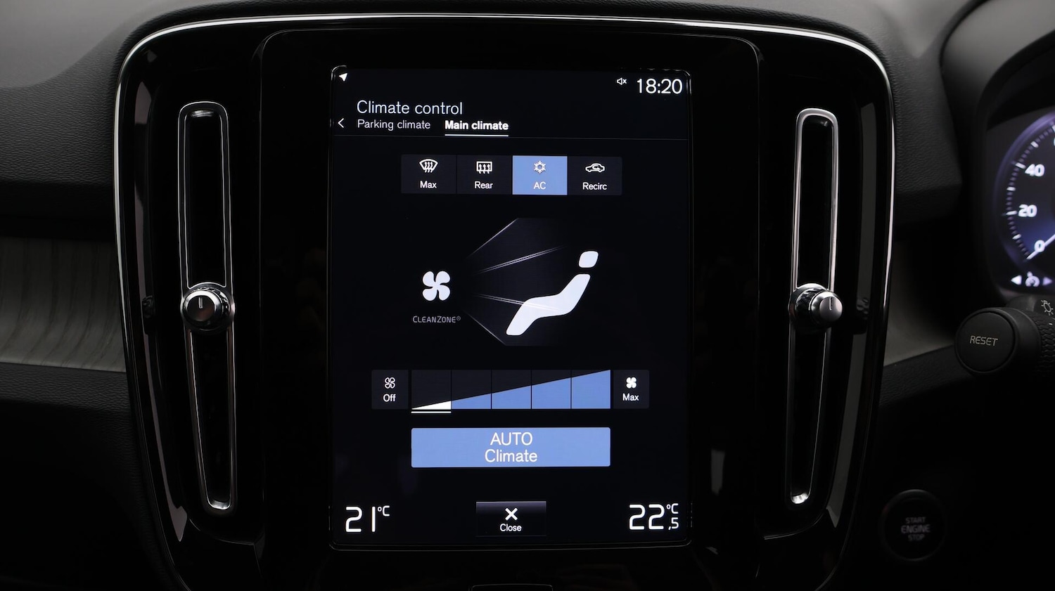 Used Volvo XC40 2021 for sale - 76633069: Photo 13