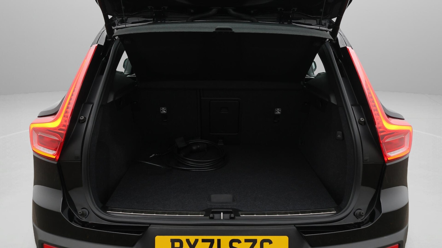 Used Volvo XC40 2021 for sale - 76633069: Photo 18