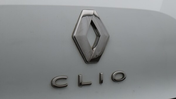 Used Renault Clio 2020 for sale - 76175273: Photo 23