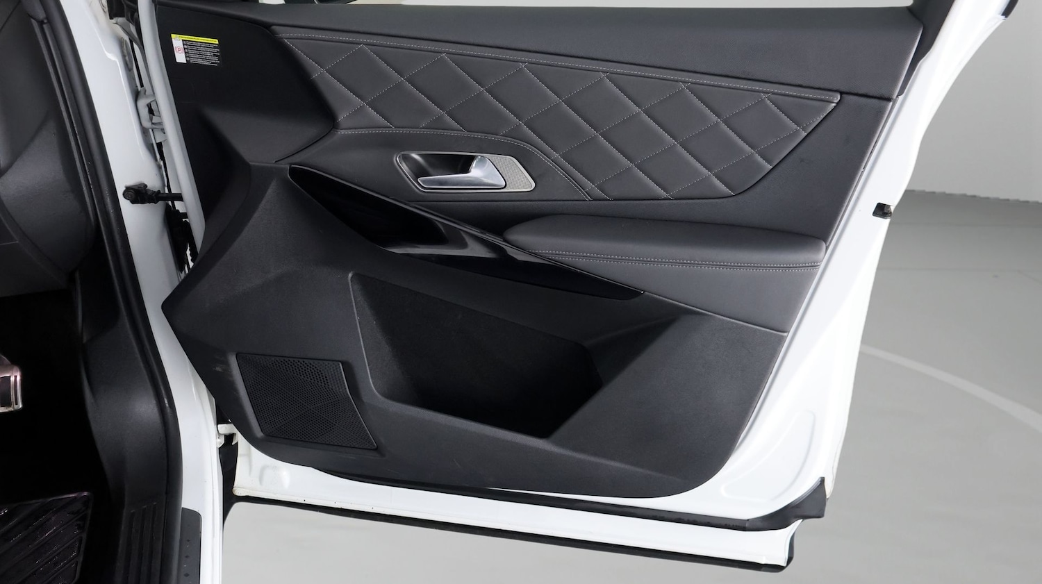 Used DS Automobiles DS 7 Crossback 2022 for sale - 77848520: Photo 15