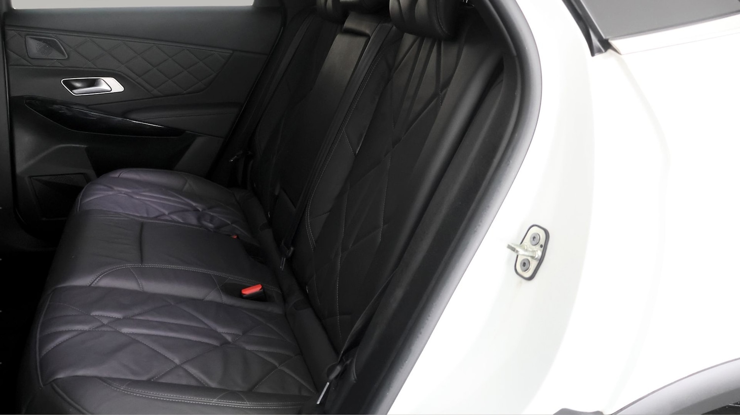 Used DS Automobiles DS 7 Crossback 2022 for sale - 77848520: Photo 16