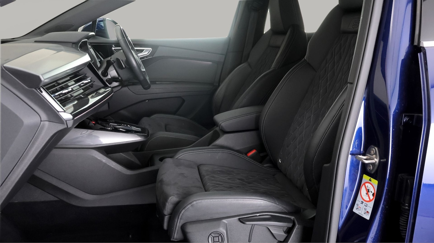 Used Audi Q4 e-tron 2021 for sale - 77777492: Photo 14