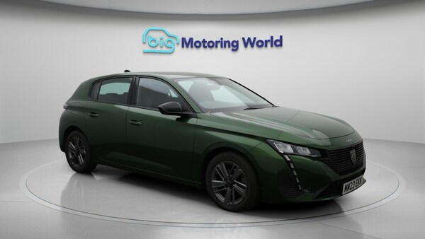Used Peugeot 308 2023 for sale - 76284396: Photo 2