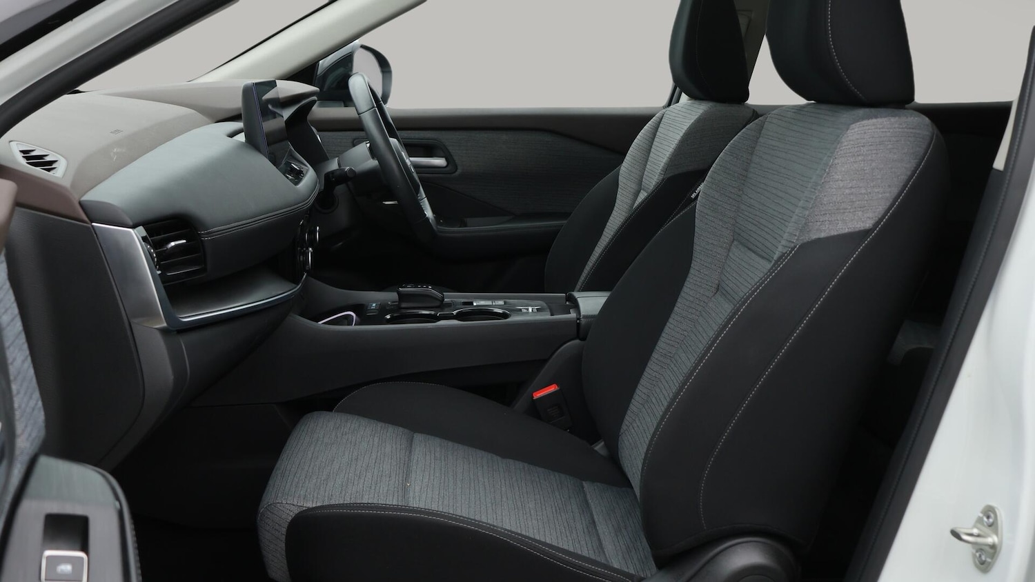 Used Nissan X-Trail 2023 for sale - 76137875: Photo 21