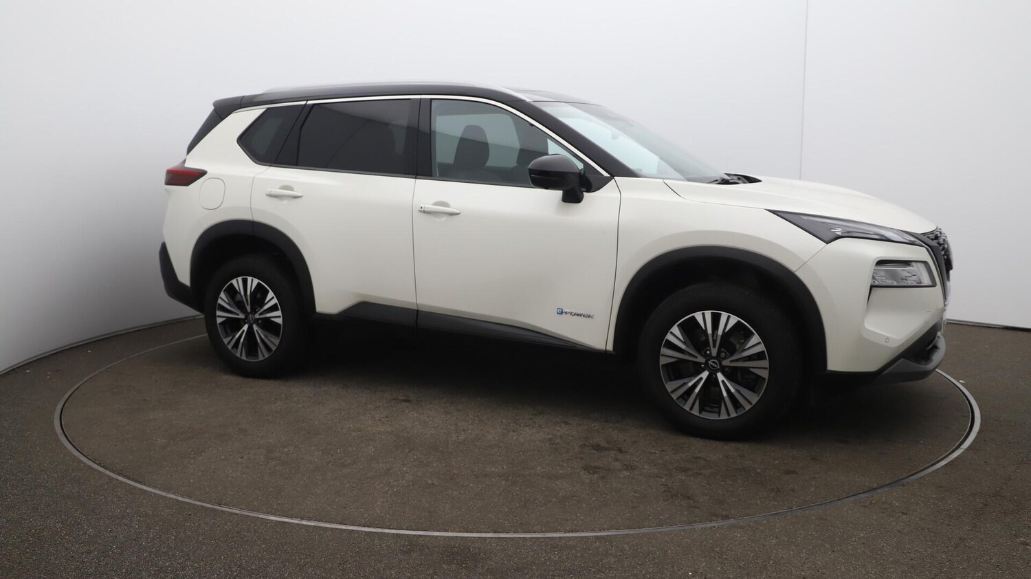 Used Nissan X-Trail 2023 for sale - 76137875: Photo 32