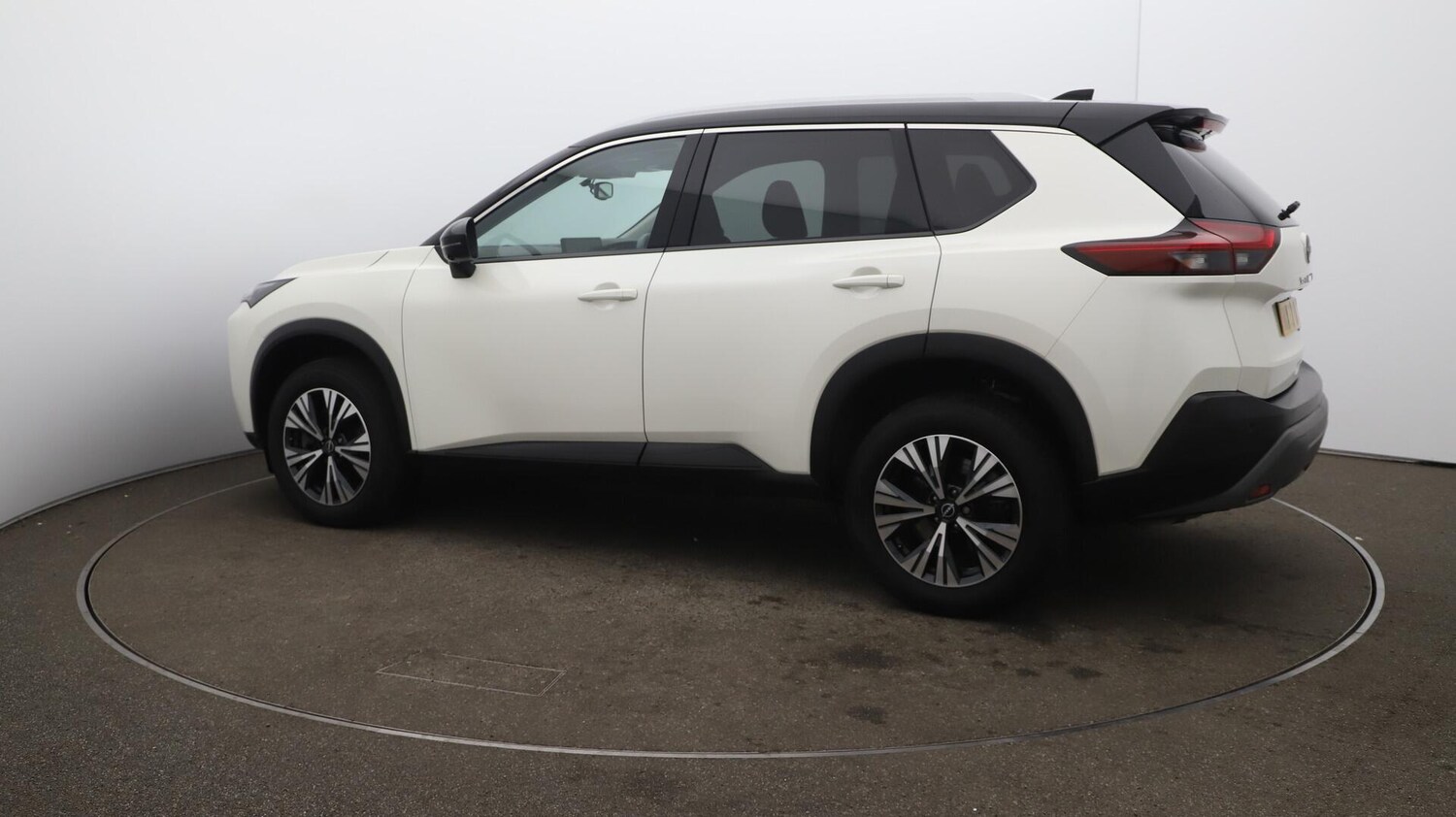 Used Nissan X-Trail 2023 for sale - 76137875: Photo 34