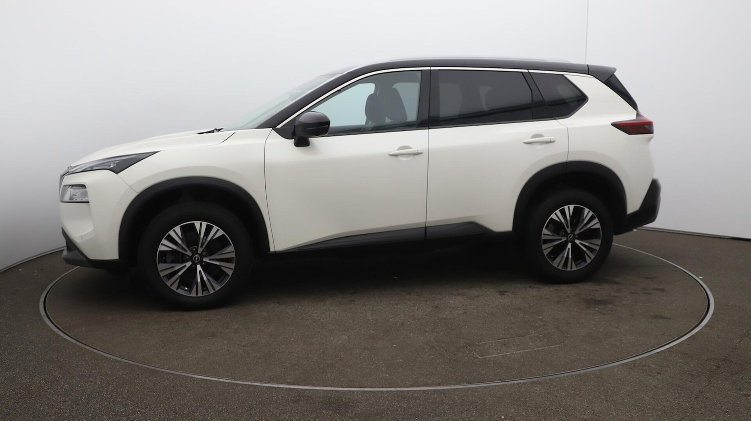 Used Nissan X-Trail 2023 for sale - 76137875: Photo 66