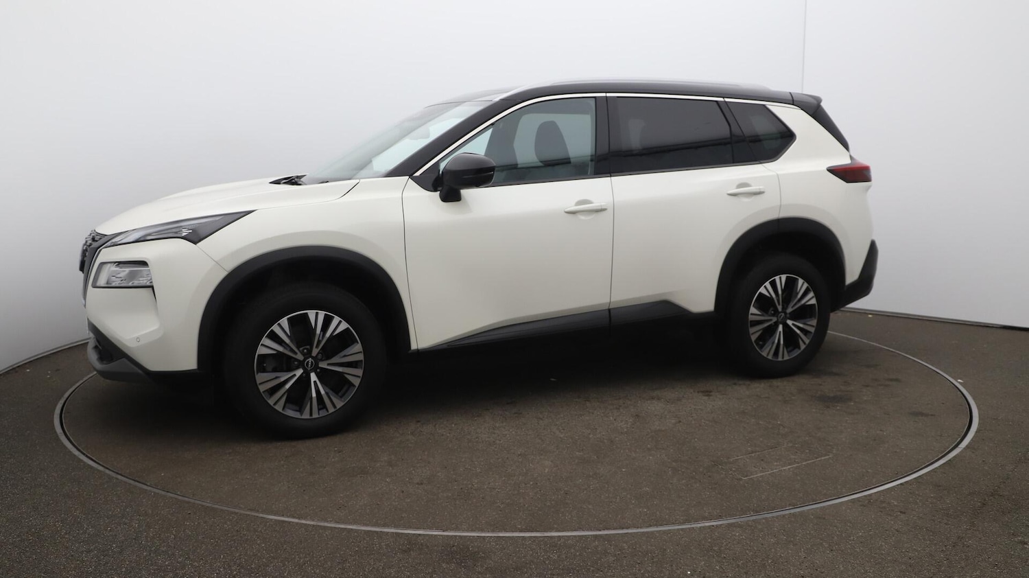 Used Nissan X-Trail 2023 for sale - 76137875: Photo 67