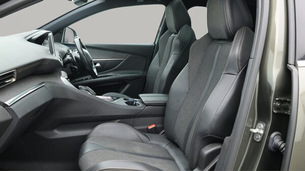 Used Peugeot 3008 2020 for sale - 76200073: Photo 15