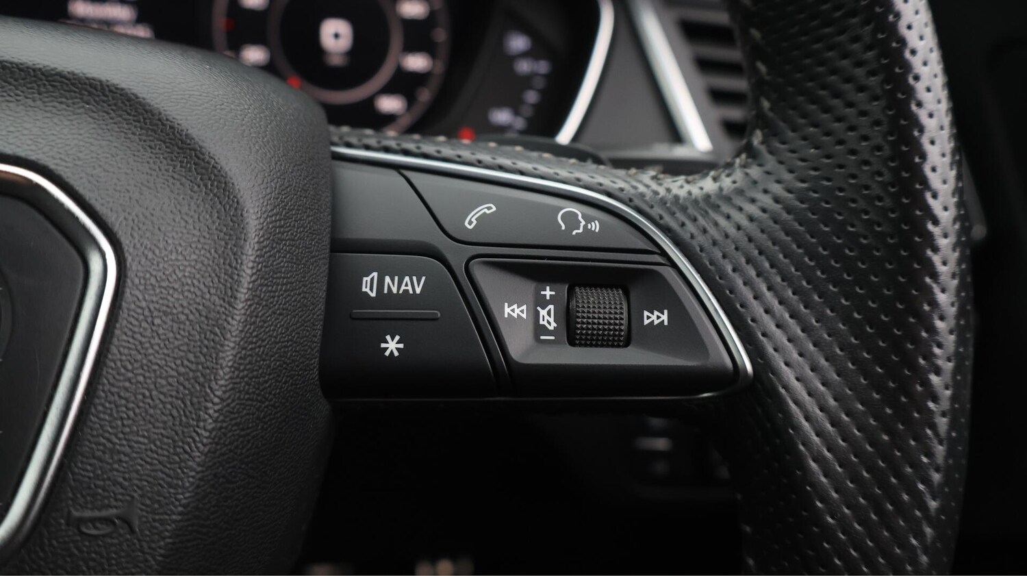 Used Audi Q5 2019 for sale - 76550184: Photo 26