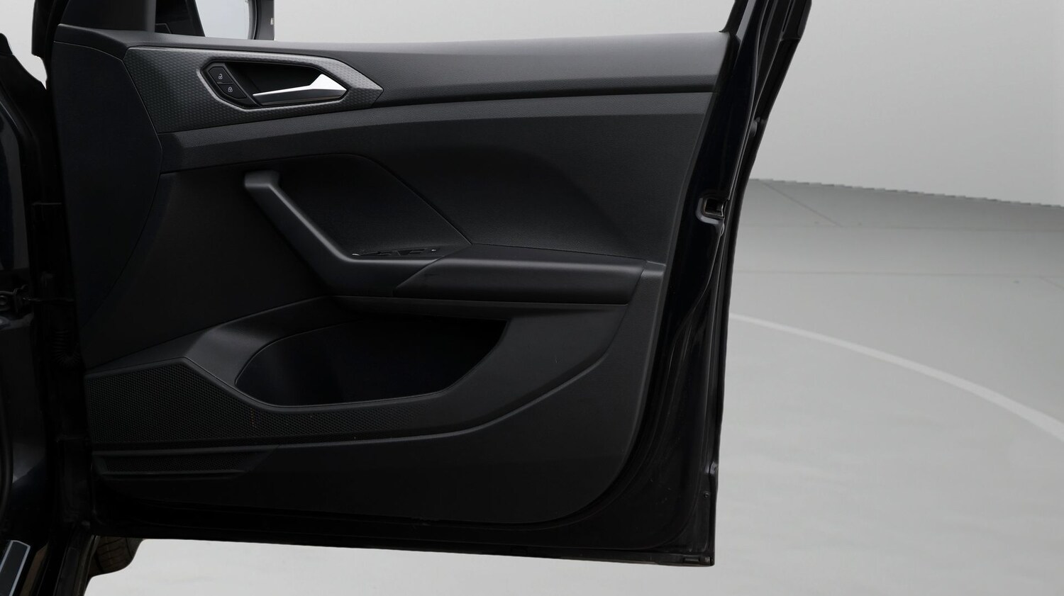 Used Volkswagen T-Cross 2023 for sale - 77872369: Photo 15