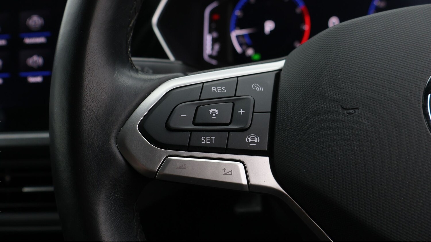 Used Volkswagen T-Cross 2023 for sale - 77872369: Photo 26