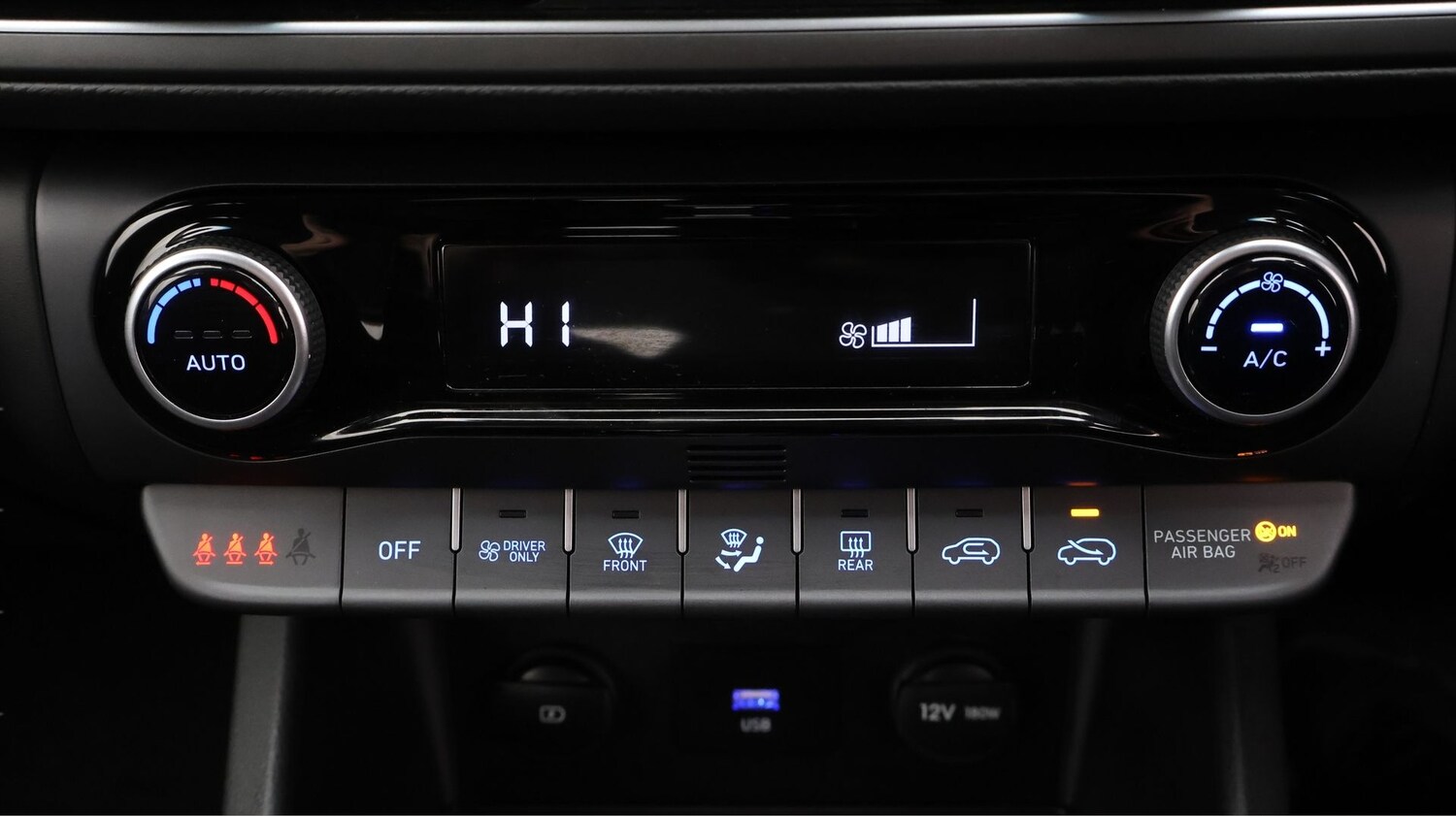 Used Hyundai KONA 2023 for sale - 77282843: Photo 12