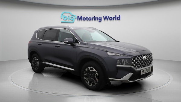Used Hyundai Santa Fe 2022 for sale - 76214706: Photo 2