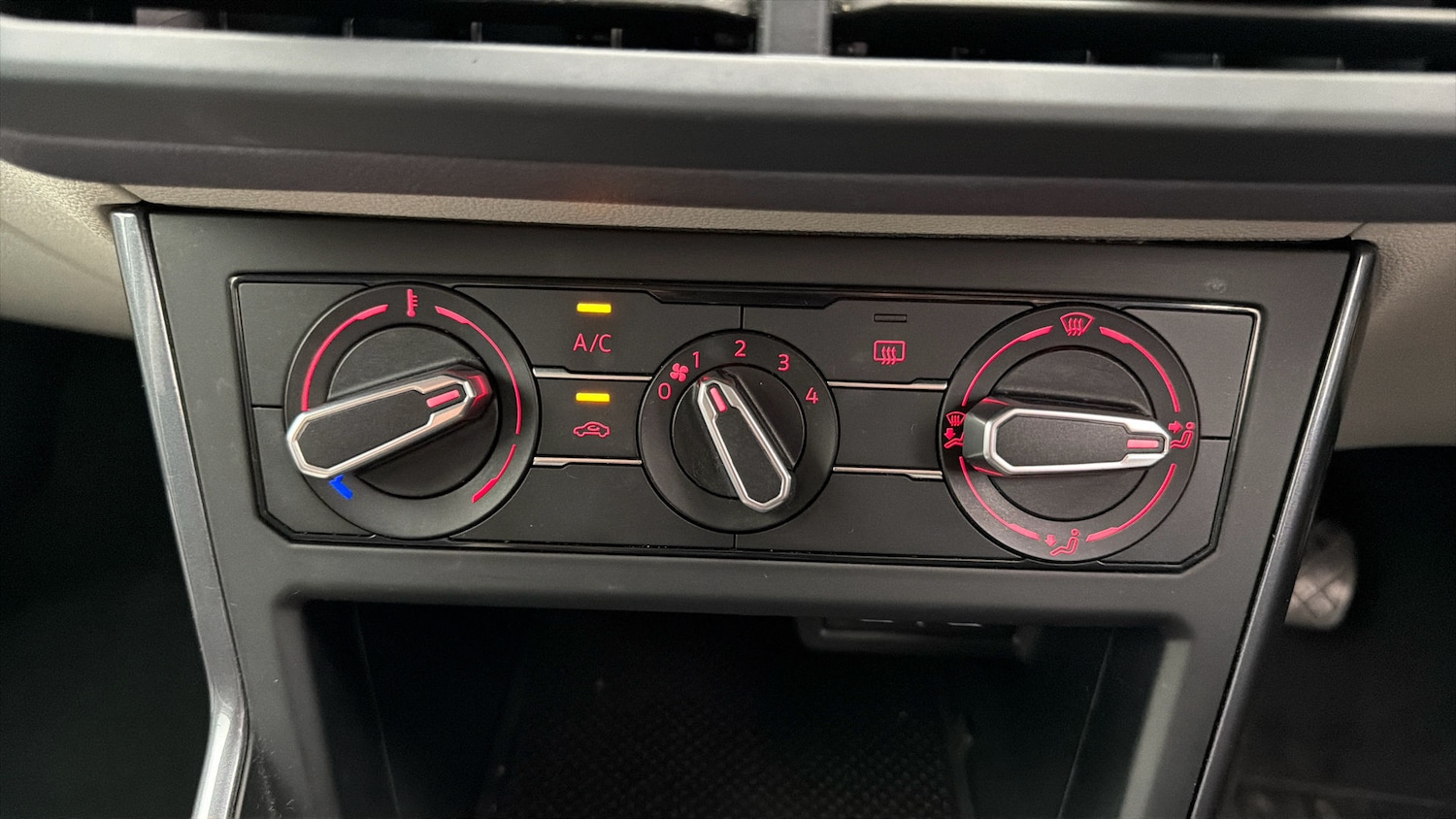 Used Volkswagen Polo for sale - 78107149: Photo 11