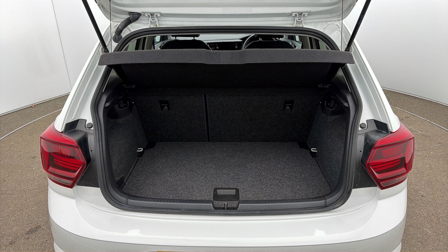 Used Volkswagen Polo for sale - 78107149: Photo 16