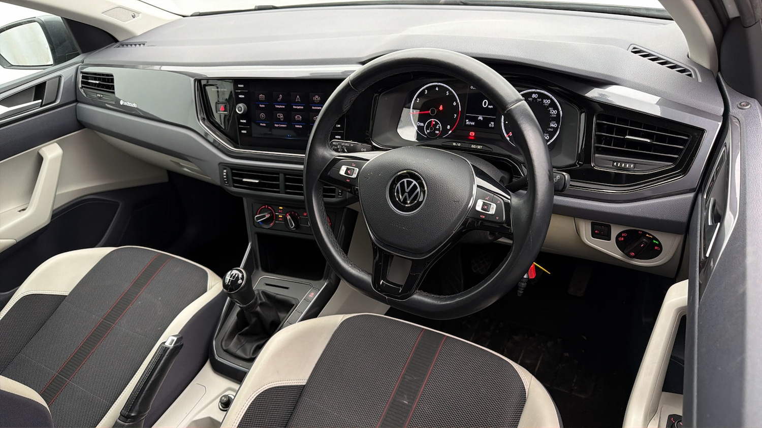 Used Volkswagen Polo for sale - 78107149: Photo 9