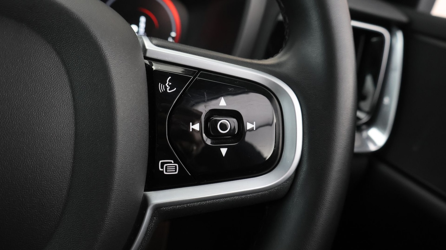 Used Volvo V60 2022 for sale - 77749675: Photo 24